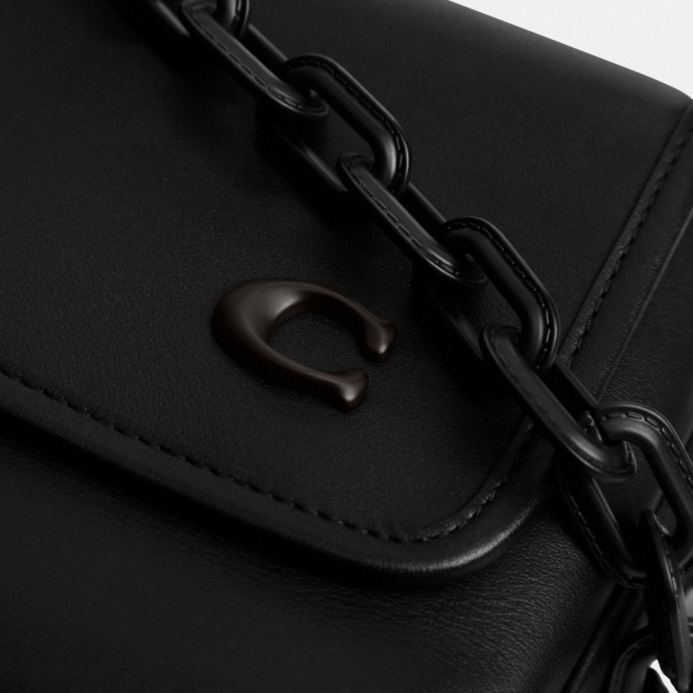 Coach Charter Flap Crossbody 24 Black | COH866613