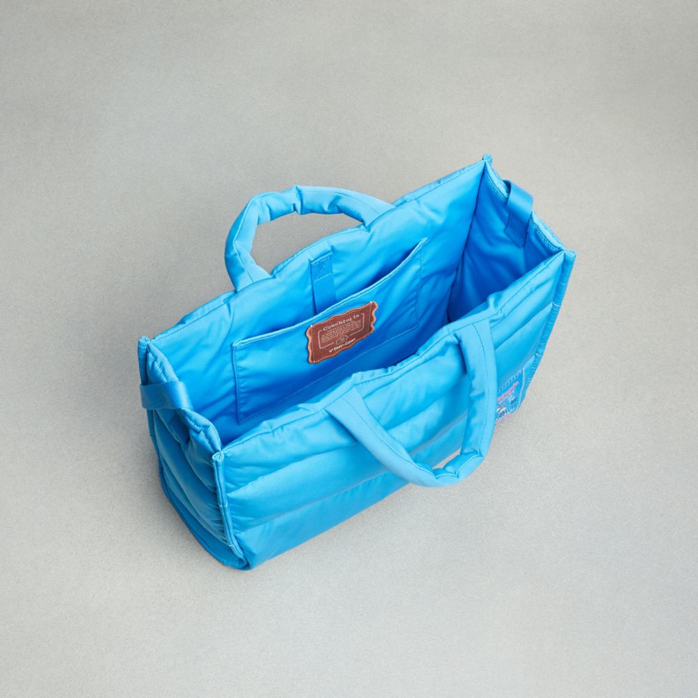 Coach Coachtopia Loop Tote With Wavy Quilting Surf Blue | COH866620