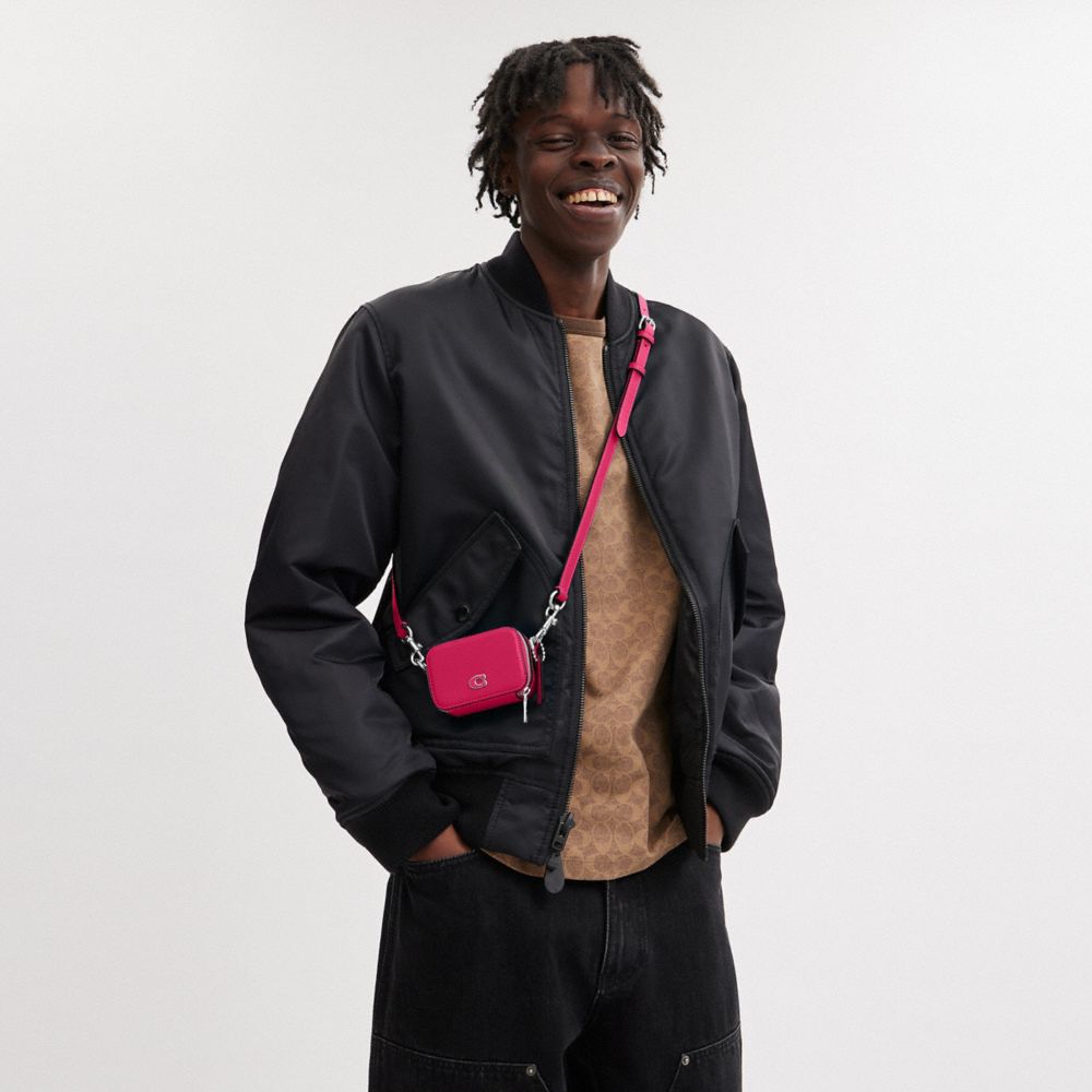 Coach Crossbody Pouch Dragon Fruit | COH865232