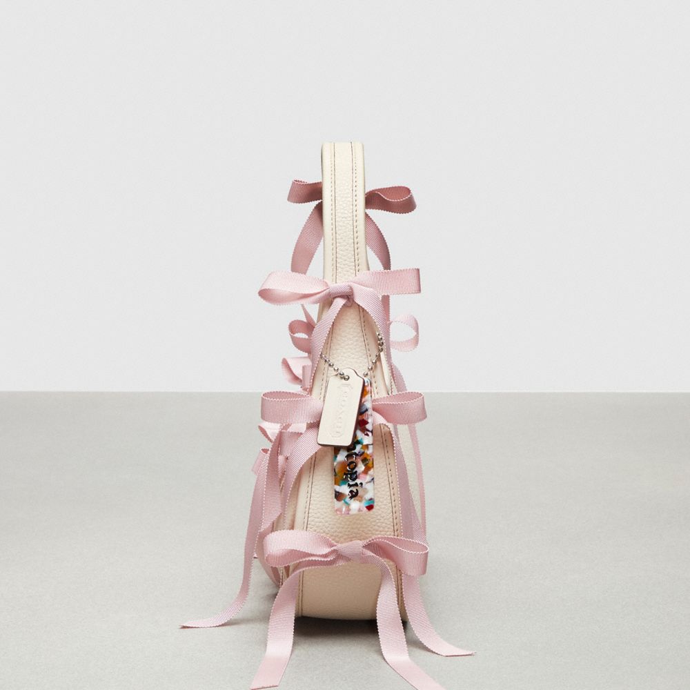 Coach Ergo Bag In Coachtopia Leather: Bows All Over Cloud | COH864867