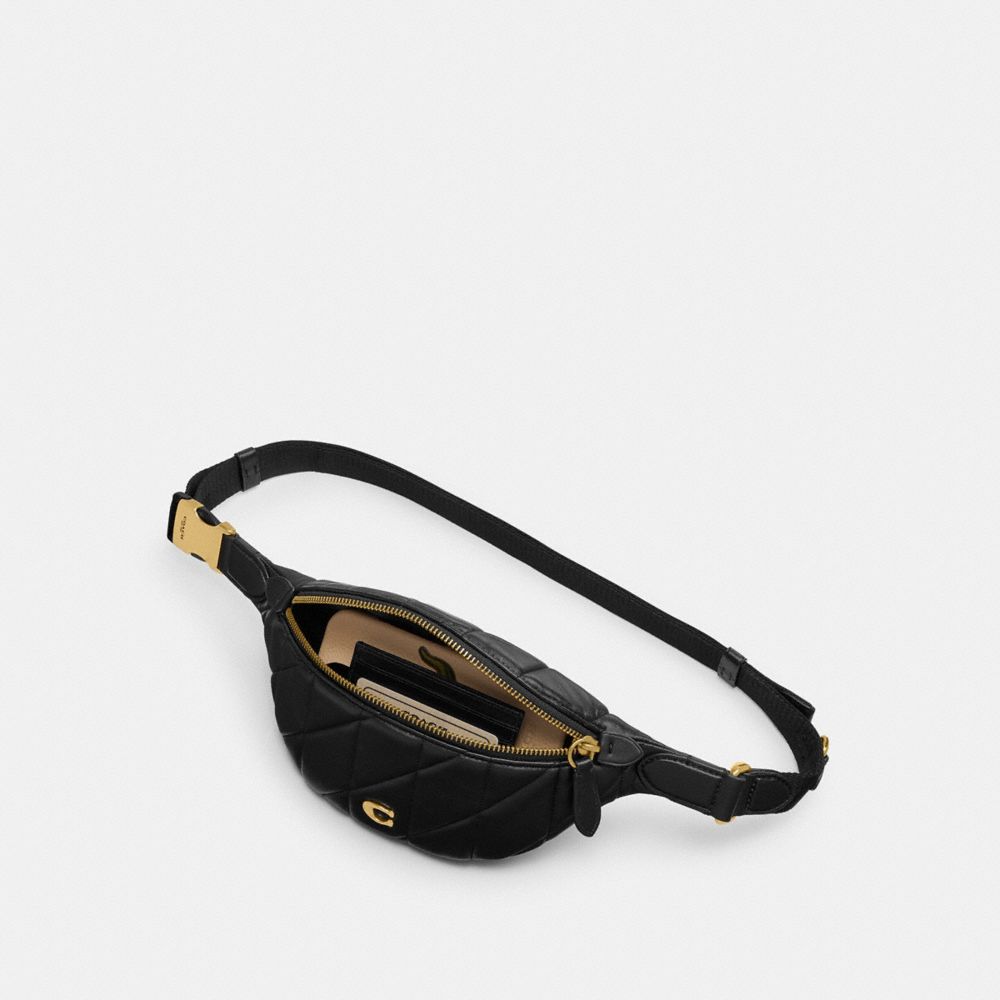 Coach Essential Belt Bag With Pillow Quilting Brass/Chalk | COH865442