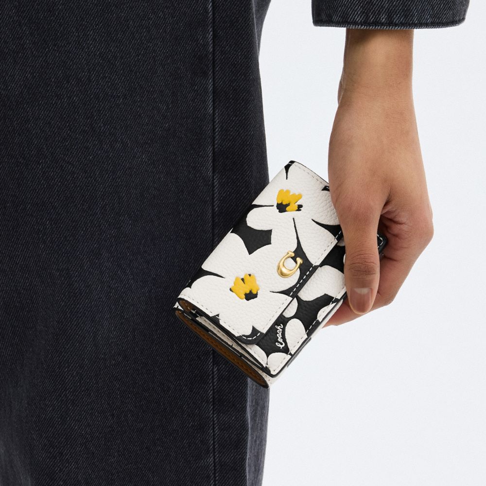 Coach Essential Mini Trifold Wallet With Floral Print Brass/Chalk Multi | COH865590