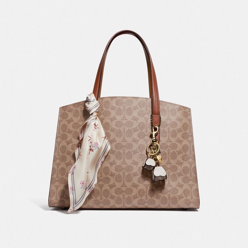Coach Essential Tea Rose Bag Charm Gold/Chalk | COH866465