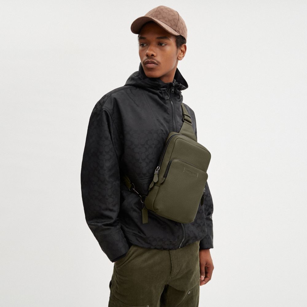 Coach Gotham Pack Pebble Leather/Smooth Leather/Army Green | COH866562
