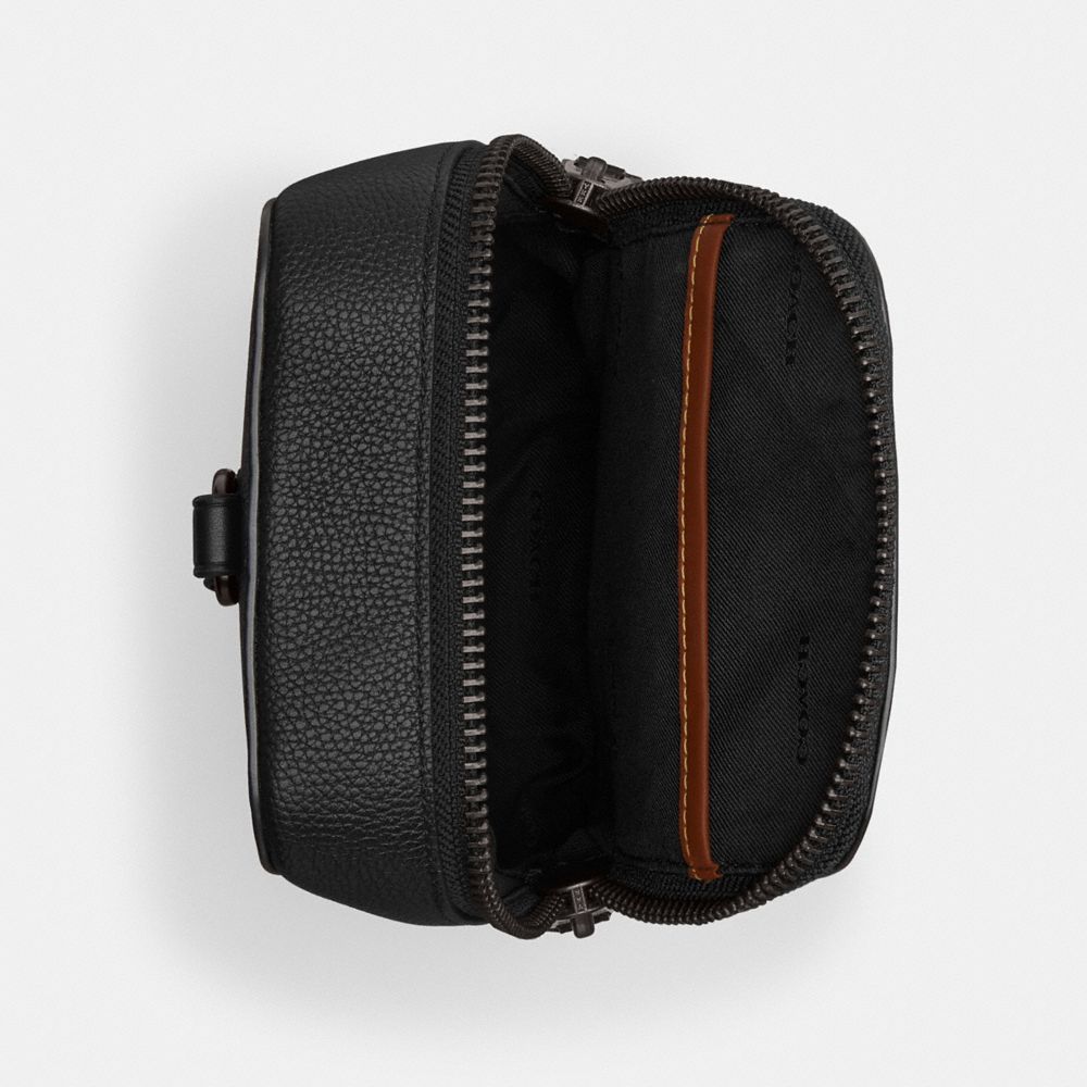 Coach Gotham Sling Pack 13 Black | COH866550