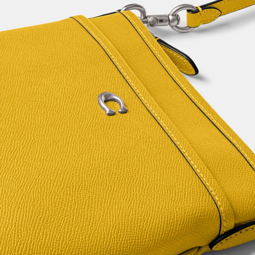 Coach Kitt Messenger Crossbody Bag Crossgrain Leather/Silver/Canary | COH865197