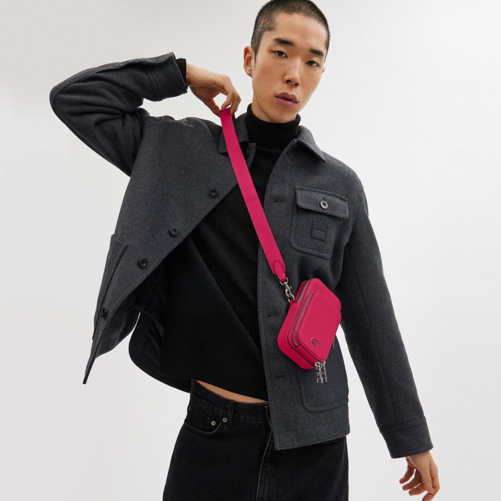 Coach Phone Crossbody Dragon Fruit | COH866538