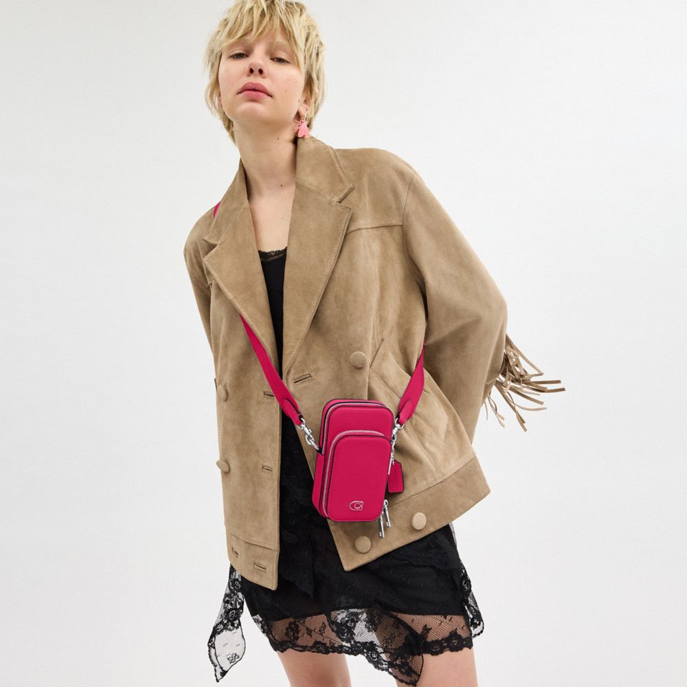 Coach Phone Crossbody Dragon Fruit | COH866538