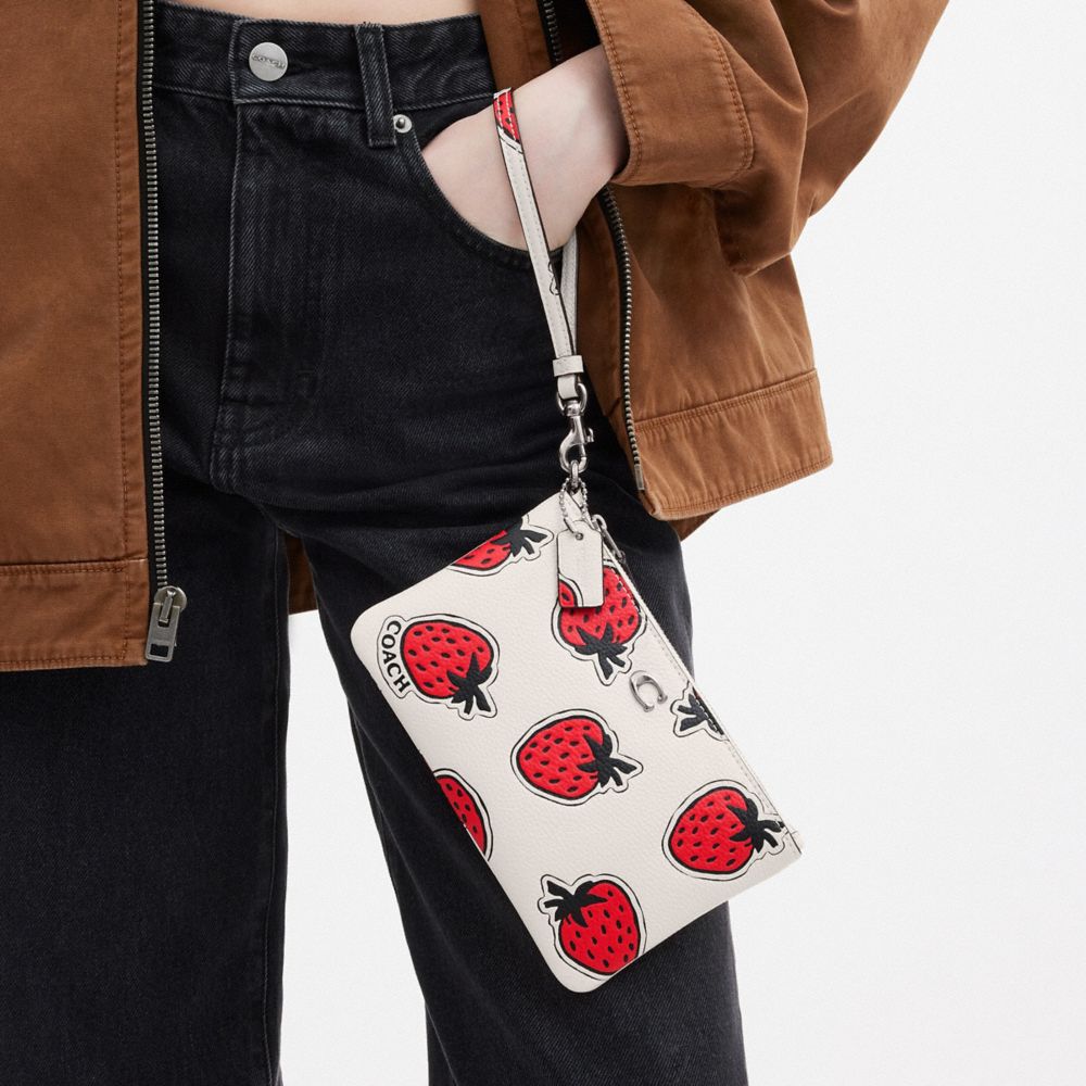 Coach Small Wristlet With Strawberry Print Polished Pebble Leather/Silver/Chalk Multi | COH865646